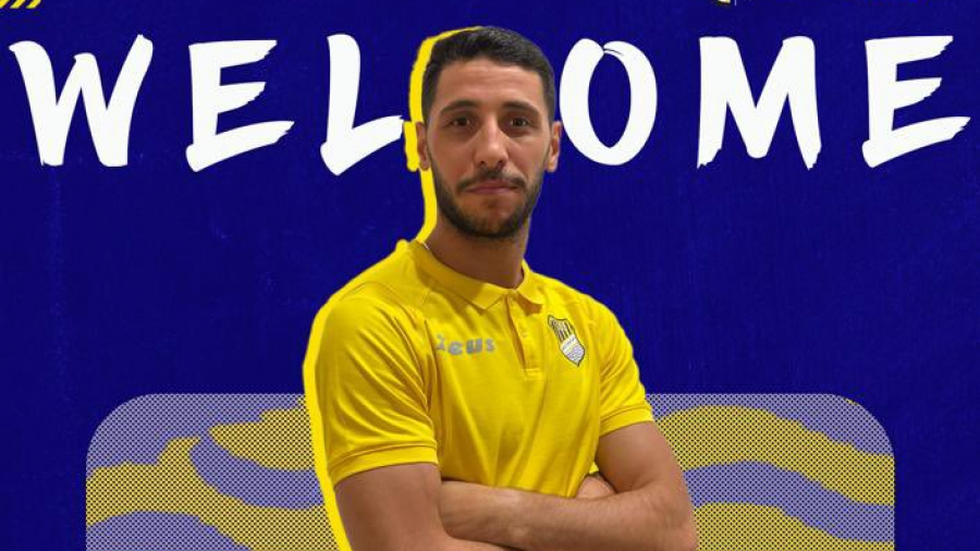 L'ex défenseur de l'EST, Hamza Ben Abda au championnat Koweitien L'ex défenseur de l'EST, Hamza Ben Abda au championnat Koweitien