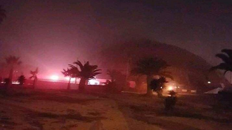 La Coupole d'el Menzeh a pris feu La Coupole d'en menzeh prend feu