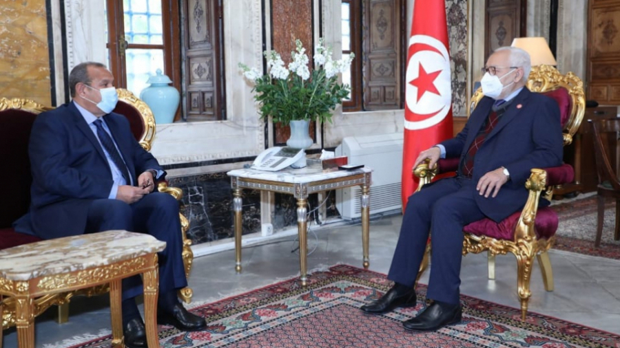 La crise politique au centre d'une réunion entre Ghanouchi et Majoul La crise politique au centre d'une réunion entre Ghanouchi et Majoul