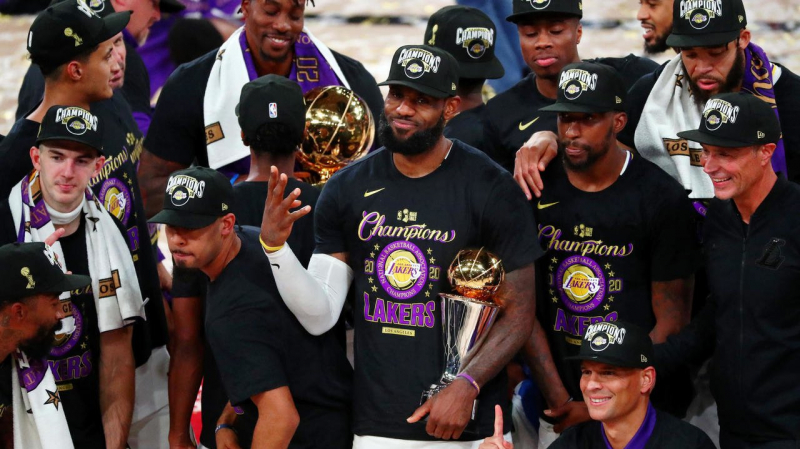 NBA: Les Lakers égalent le record de Boston lakers