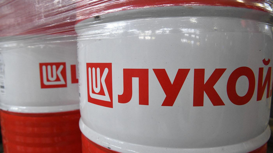 Pétrole: L'Occident et l'Ukraine veulent décoter le brut russe