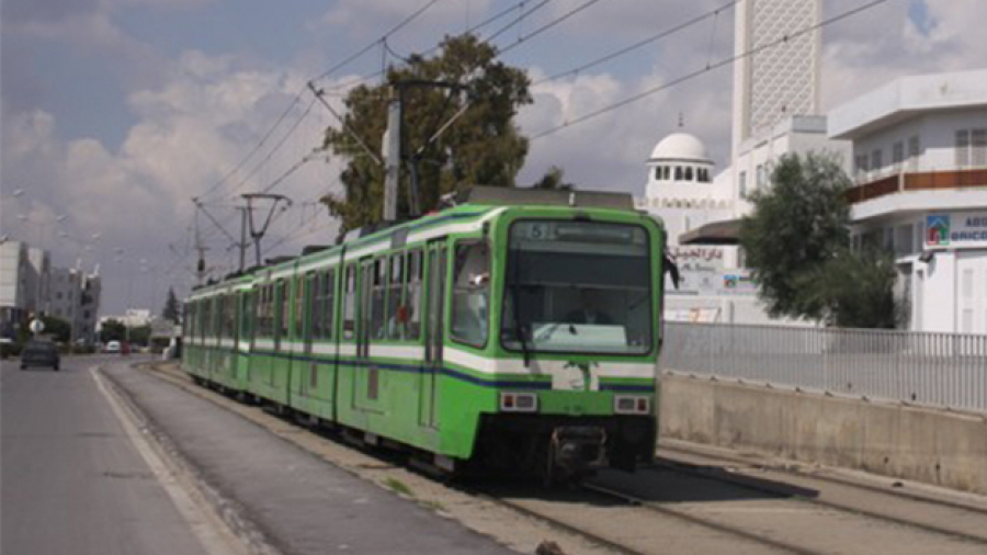 Le métro n°5  sur une seule voie entre Meftah Saadallah et Yasmine