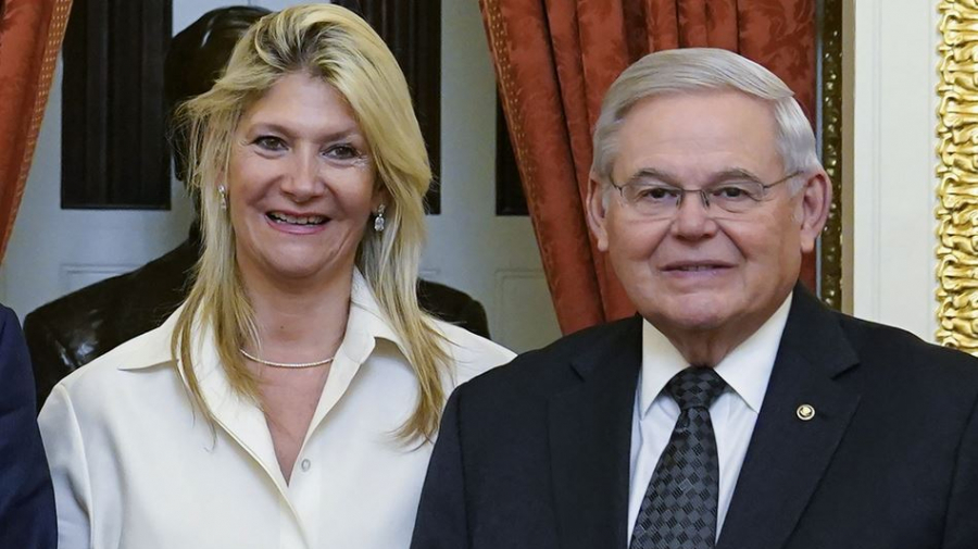 Le sénateur US, Bob Menendez inculpé de corruption