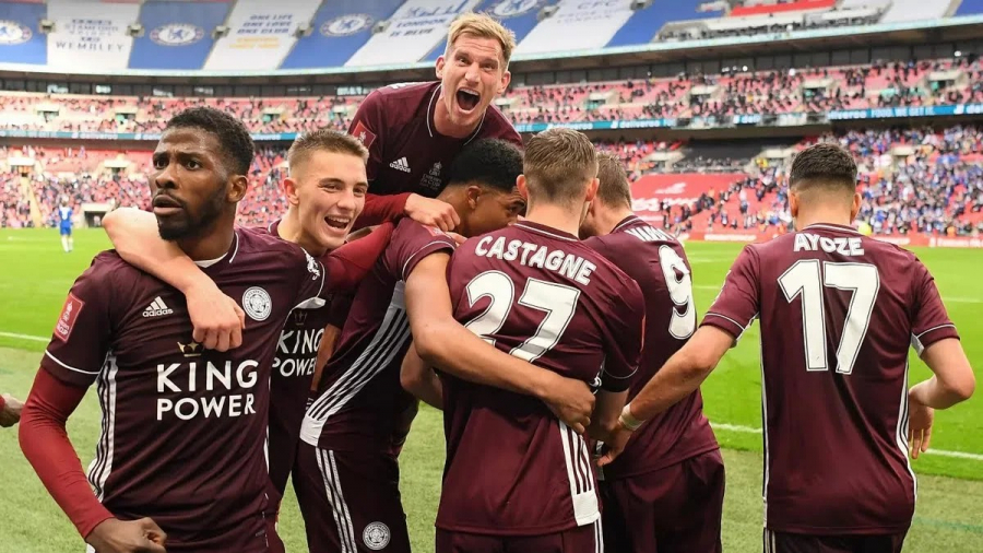 Angleterre: Leicester bat Chelsea et s'adjuge sa première coupe leicester