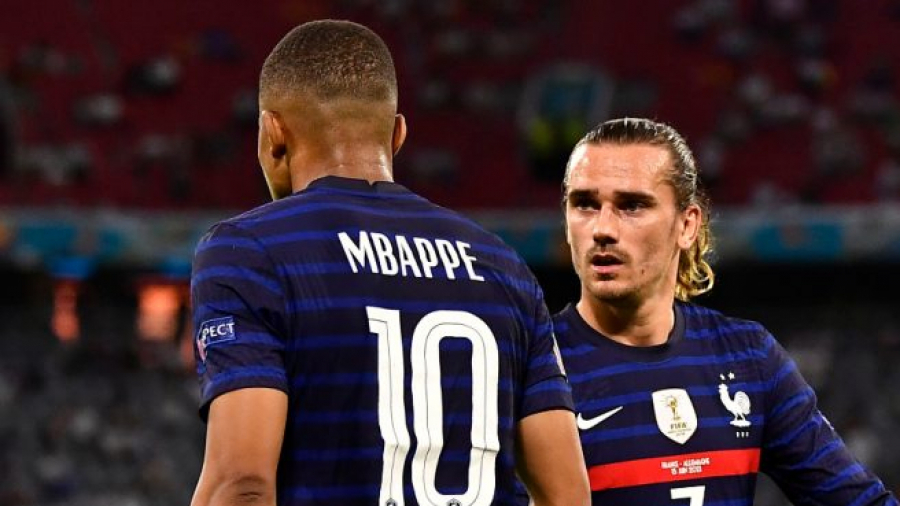 Tunisie-France : Mbappé et Griezmann ménagés Mbappé et Griezmann
