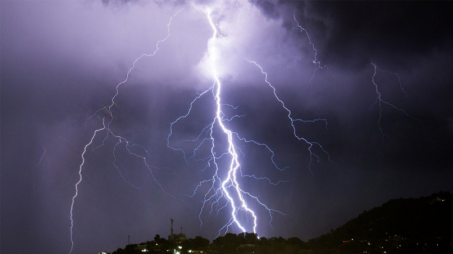 Météo: Des pluies orageuses attendues, cette nuit météo MFM