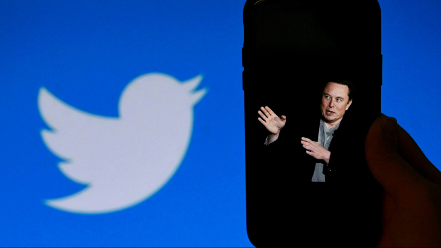  Musk annonce le rétablissement des comptes Twitter suspendus