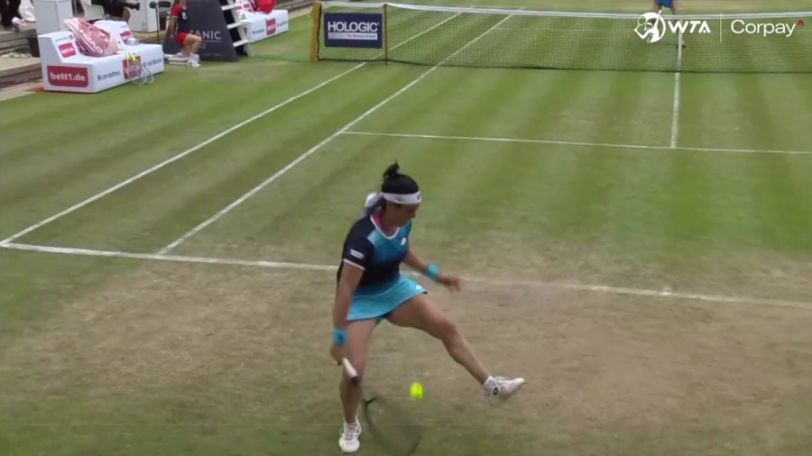WTA : Le tweener de Ons Jabeur…geste du mois Ons Jabeur