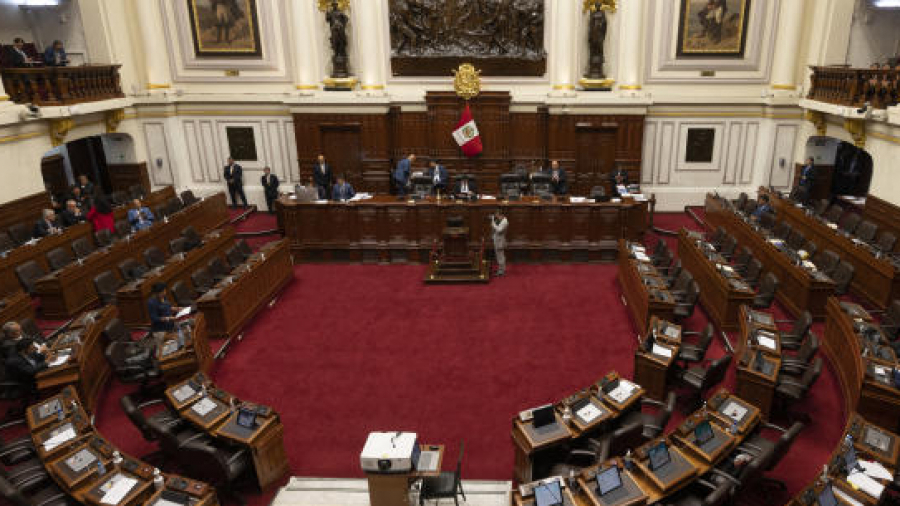 Pérou: le Parlement refuse toujours d'avancer les élections Pérou: le Parlement refuse toujours d'avancer les élections