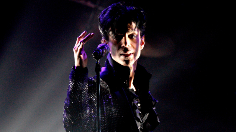 Nothing Compares 2 U: la version originale chantée par Prince dévoilée Prince