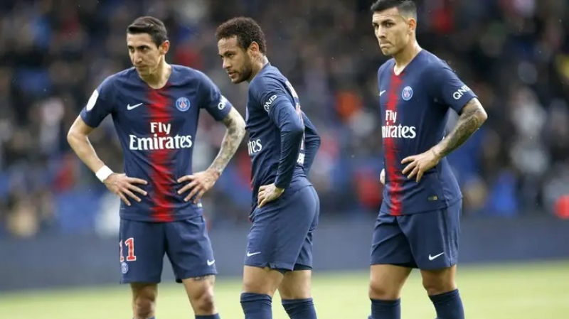 Coronavirus : Neymar, Di Maria et Paredes contaminés