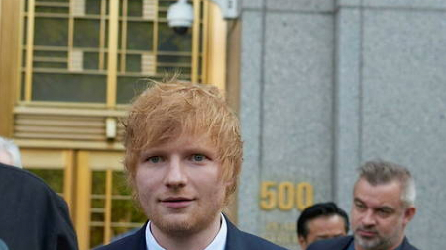 Quand Ed Sheeran pousse la chansannette en plein tribunal