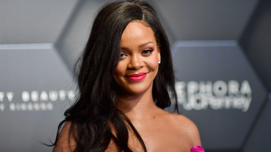 Rihanna, la milliardaire la plus jeune d'Amérique Rihanna, la milliardaire la plus jeune d'Amérique