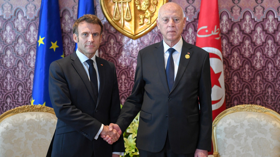 Sommet de la Francophonie: Entretien Saïed-Macron Saïed-Macron