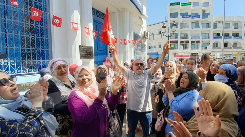 Sousse: Les agents du tourisme protestent Sousse: Les agents du tourisme protestent