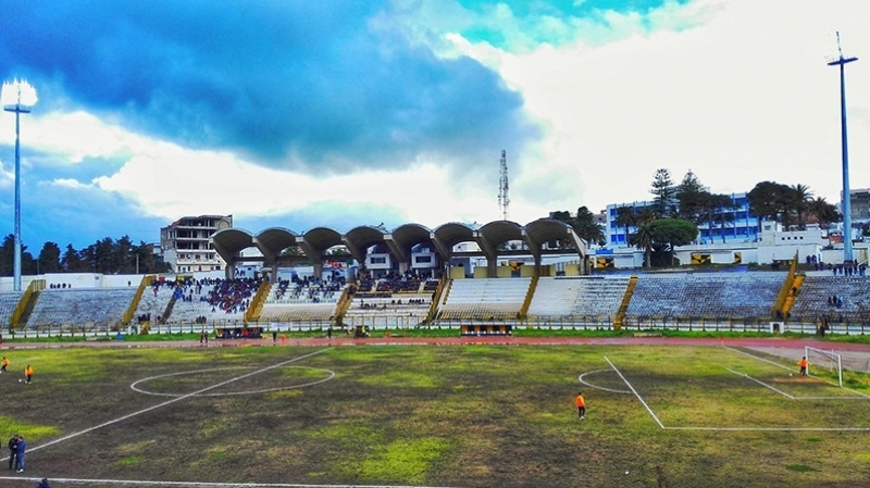 Stade 15 octobre: Du synthétique pour la pelouse stade