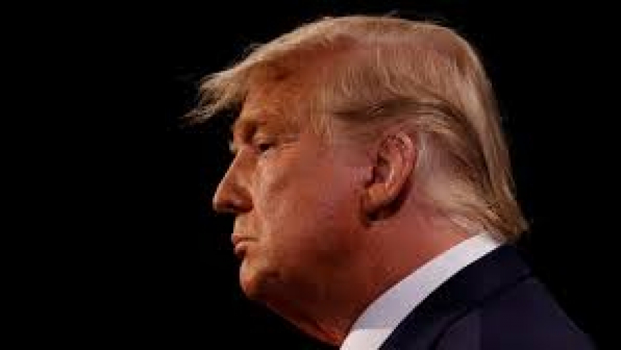 Trump abandonne les poursuites contre son ancien avocat