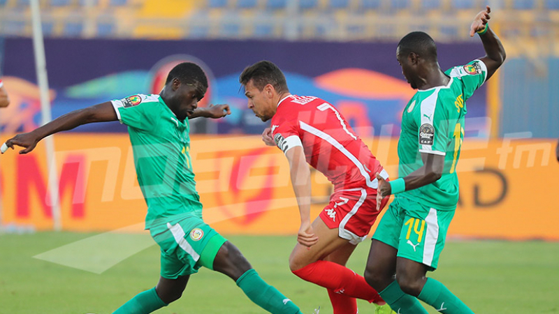 Mi-temps : les Aigles en difficulté face au Sénégal tunisie-sénégal