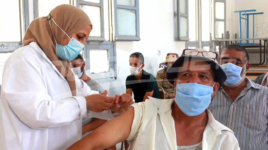 Vaccin anti-Covid-19: Une troisième dose pour les plus fragiles Vaccin anti-Covid-19: Une troisième dose pour les plus fragiles