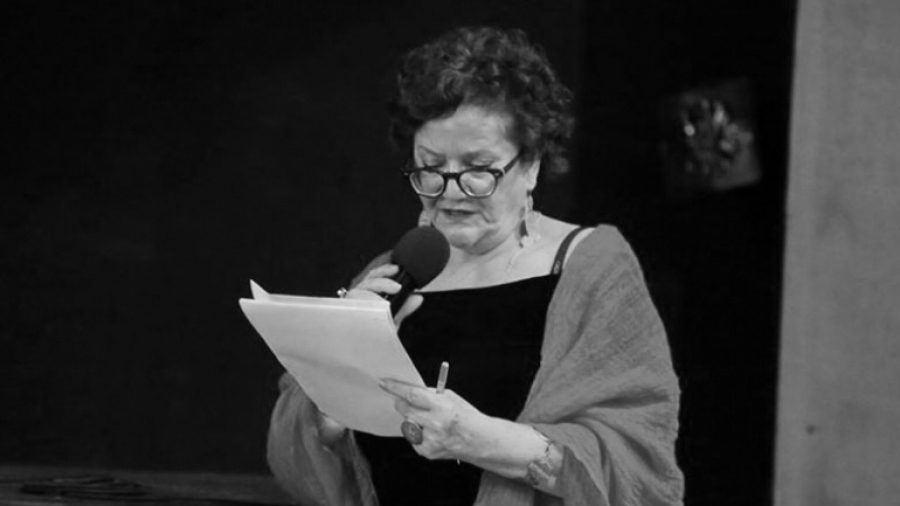 Zeyneb Farhat tire sa révérence