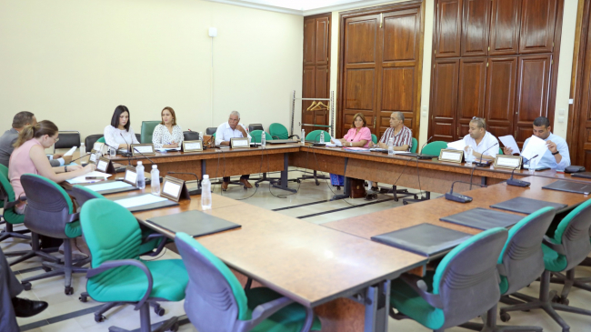 لجنة الحقوق تدرس مقترح قانون يتعلّق بتجريم التطبيع مع الكيان الصهيوني لجنة الحقوق تدرس مقترح قانون يتعلّق بتجريم التطبيع مع الكيان الصهيوني