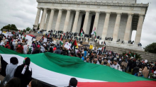 أكثر من ألف شخص يشاركون في تجمع مؤيد للفلسطينيين بواشنطن