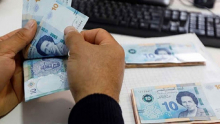 موظّفة بمصحة خاصة تستولي على 100 ألف دينار