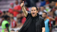 نبيل معلول يقود الكويت الكويتي إلى التتويج بالبطولة 