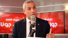 وزير السياحة عن 
