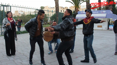 600 dt à celui qui danse avec Lobna et le tambourineur