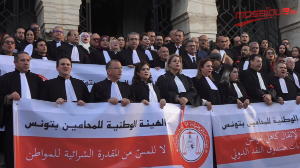 Les avocats en colère ...
