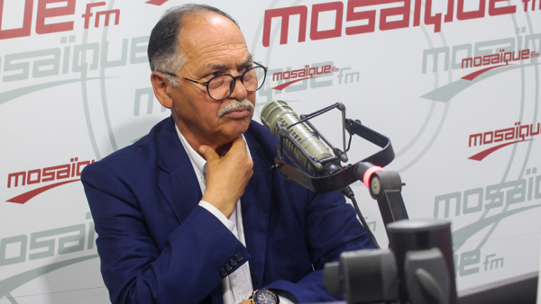 محمد سويلم : 'الأسواق المالية تتأثّر بالإشاعات.. وحذار انهيار العملة'