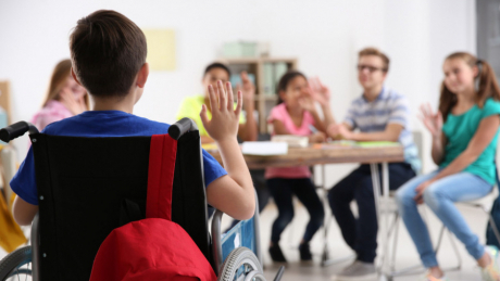 نسبة تمدرس الأطفال ذوي الإعاقة لا تتجاوز 5 بالمائة! نسبة تمدرس الأطفال ذوي الإعاقة لا تتجاوز 5 بالمائة!